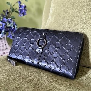 KENNETH COLE Reaction Black Textured Wallet